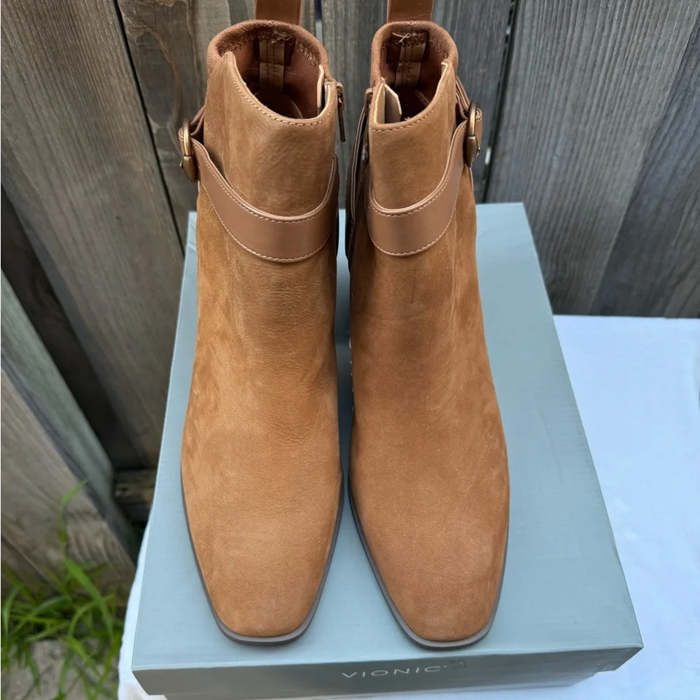 Vionic elegant brown